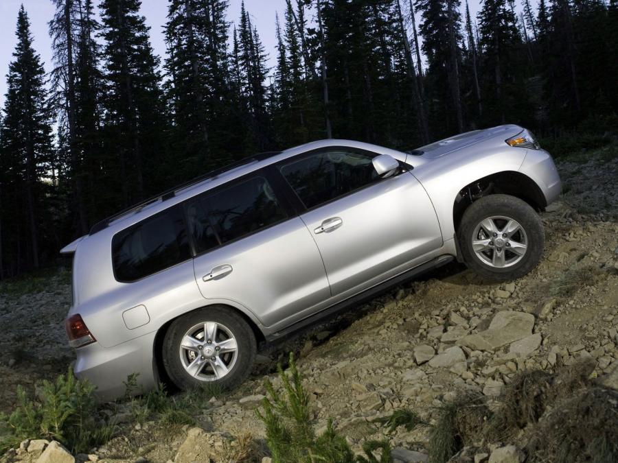  Toyota Land Cruiser 200 2007 года  (US) (фото 23 из 29)